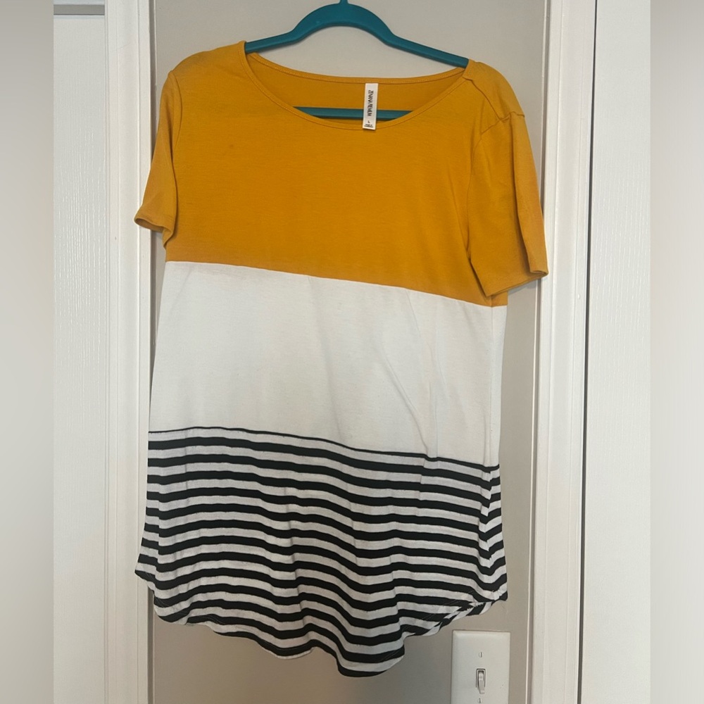 Color block shirt